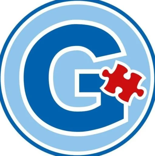 Gibsons - Christmas Eve At Station Jigsaw Puzzle (636 Pieces)